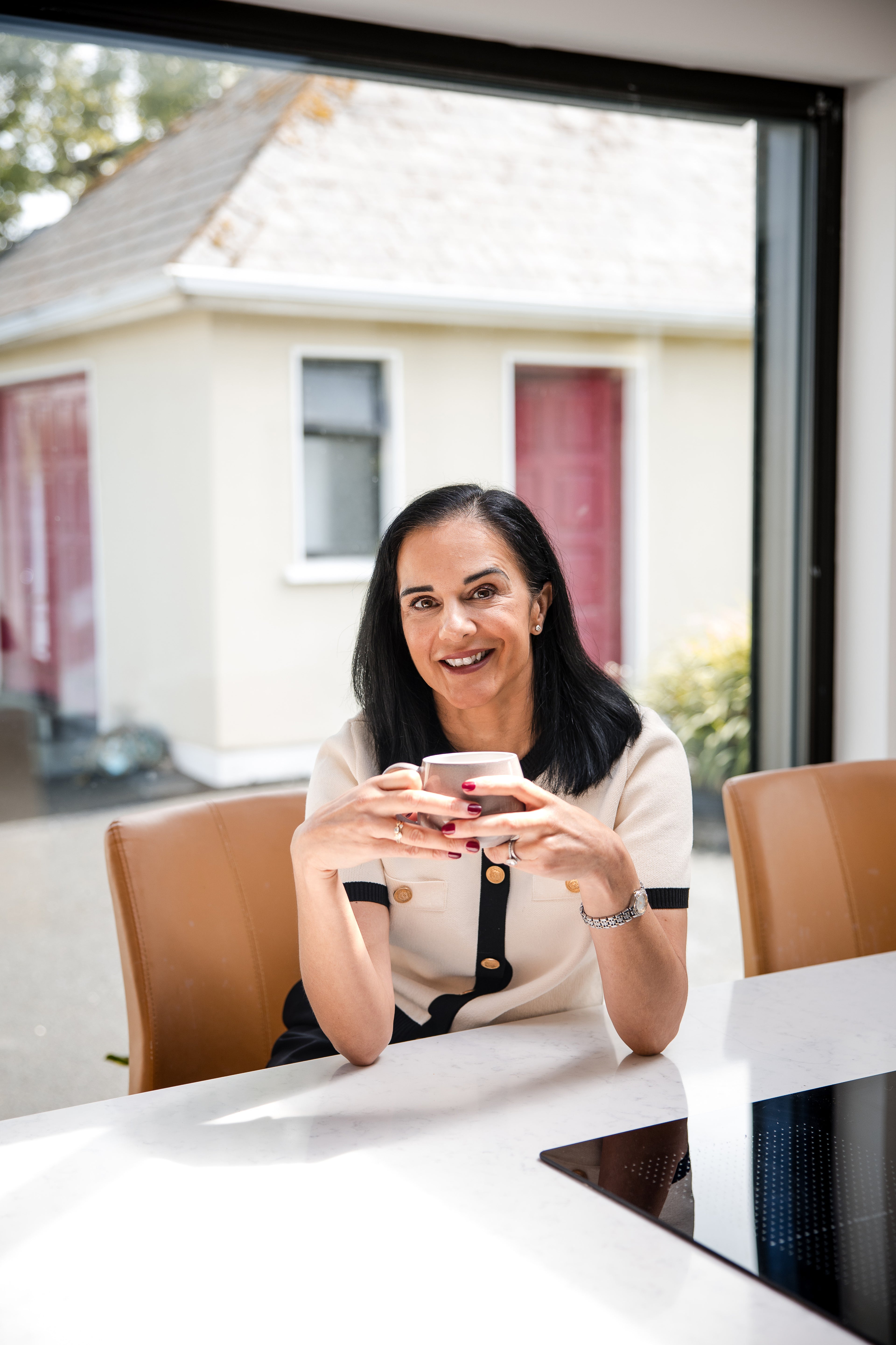 Family mediation supporting constructive conversations between family members